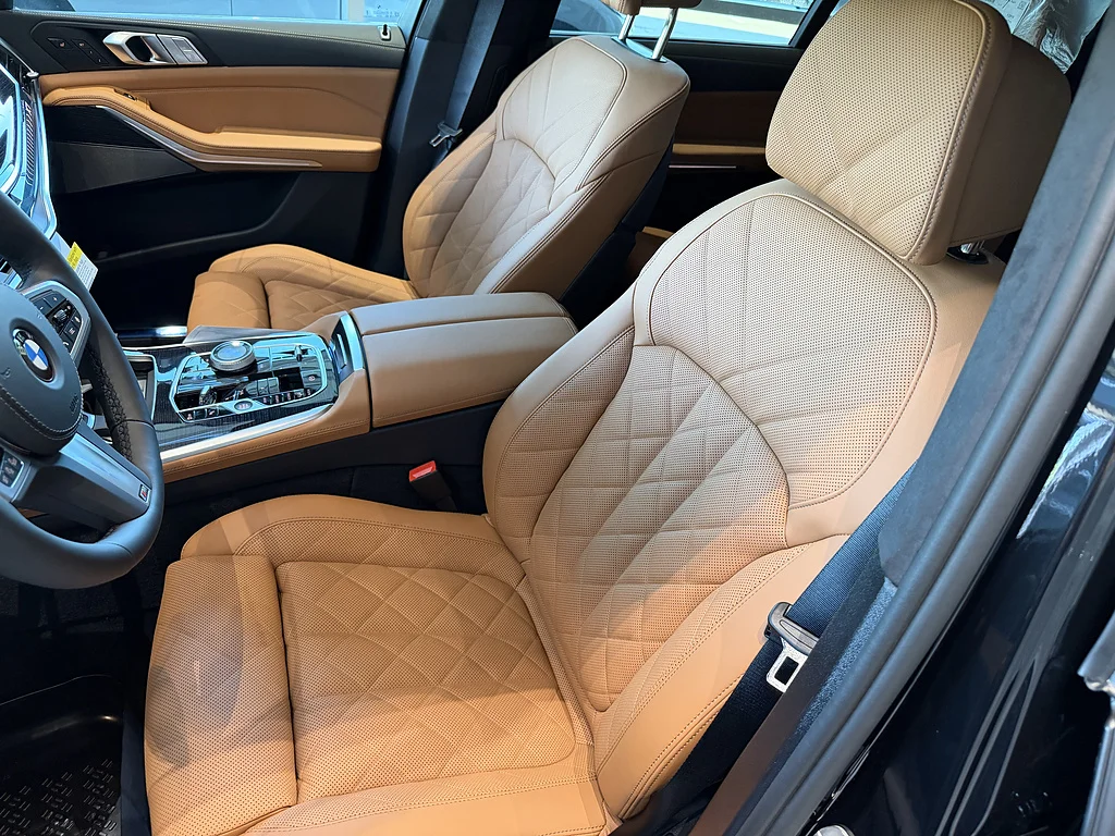 New 2027 Black Sapphire Metallic BMW xDrive40i image 12