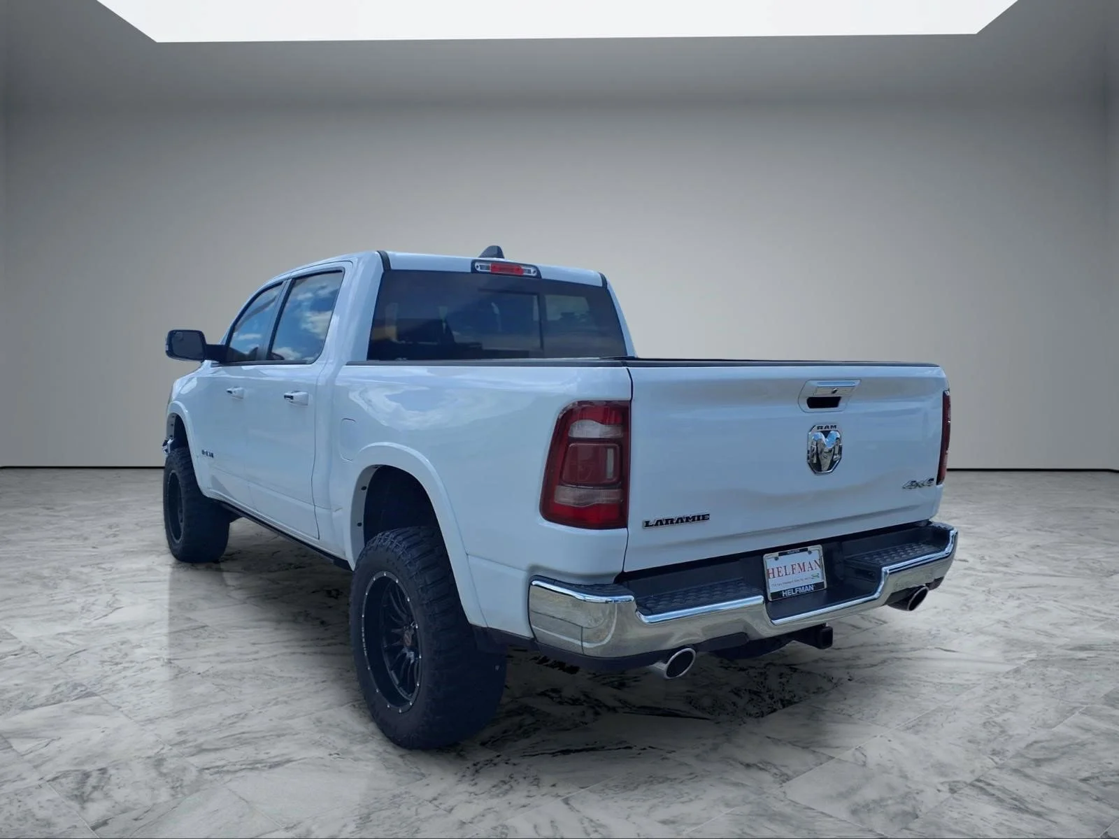 Used 2022 Bright White Clearcoat Ram Laramie image 5