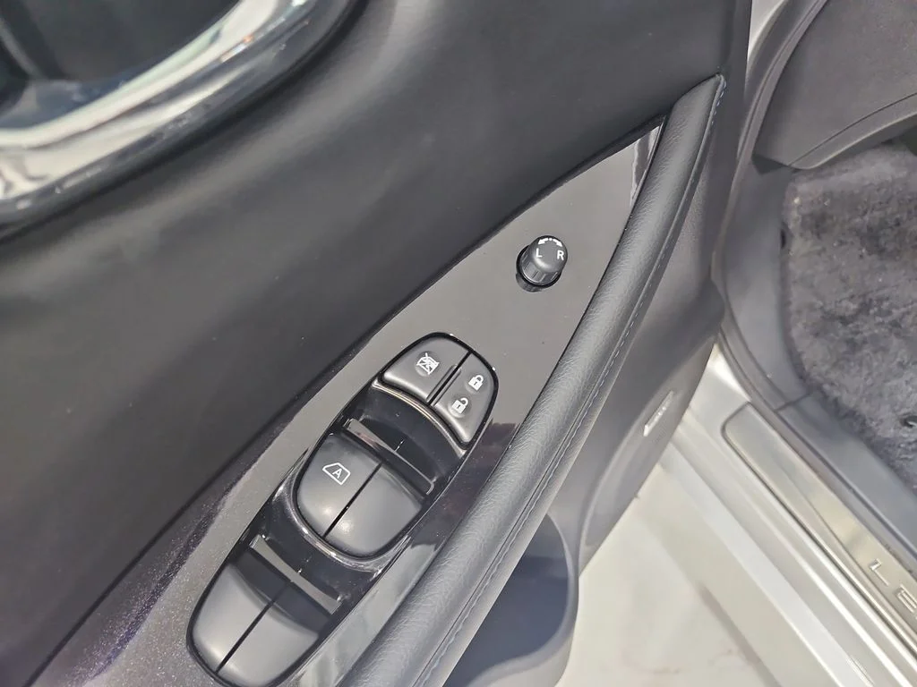 2021 Nissan Leaf SL Plus - Photo 12