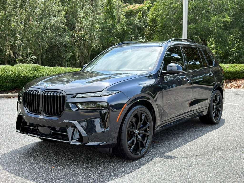 2024 BMW X7 xDrive40i's photo