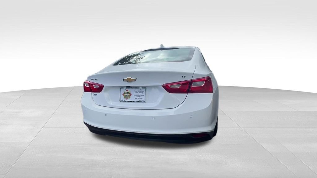 Used 2025 Summit White Chevrolet LT image 11