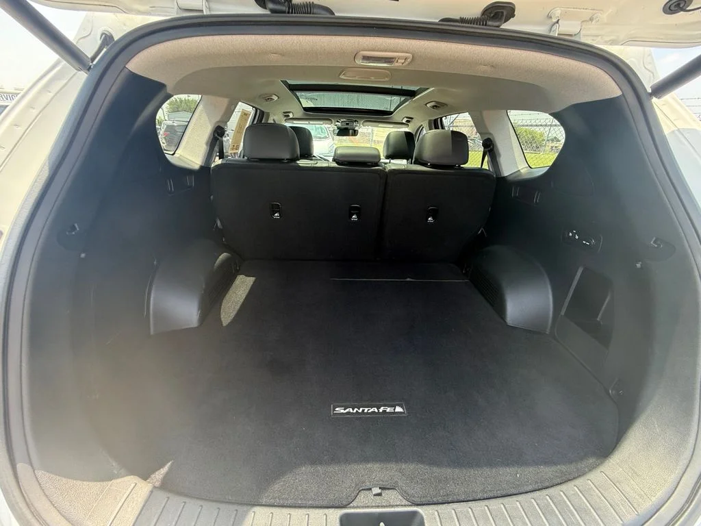 Used 2021 Gray Hyundai Limited image 19