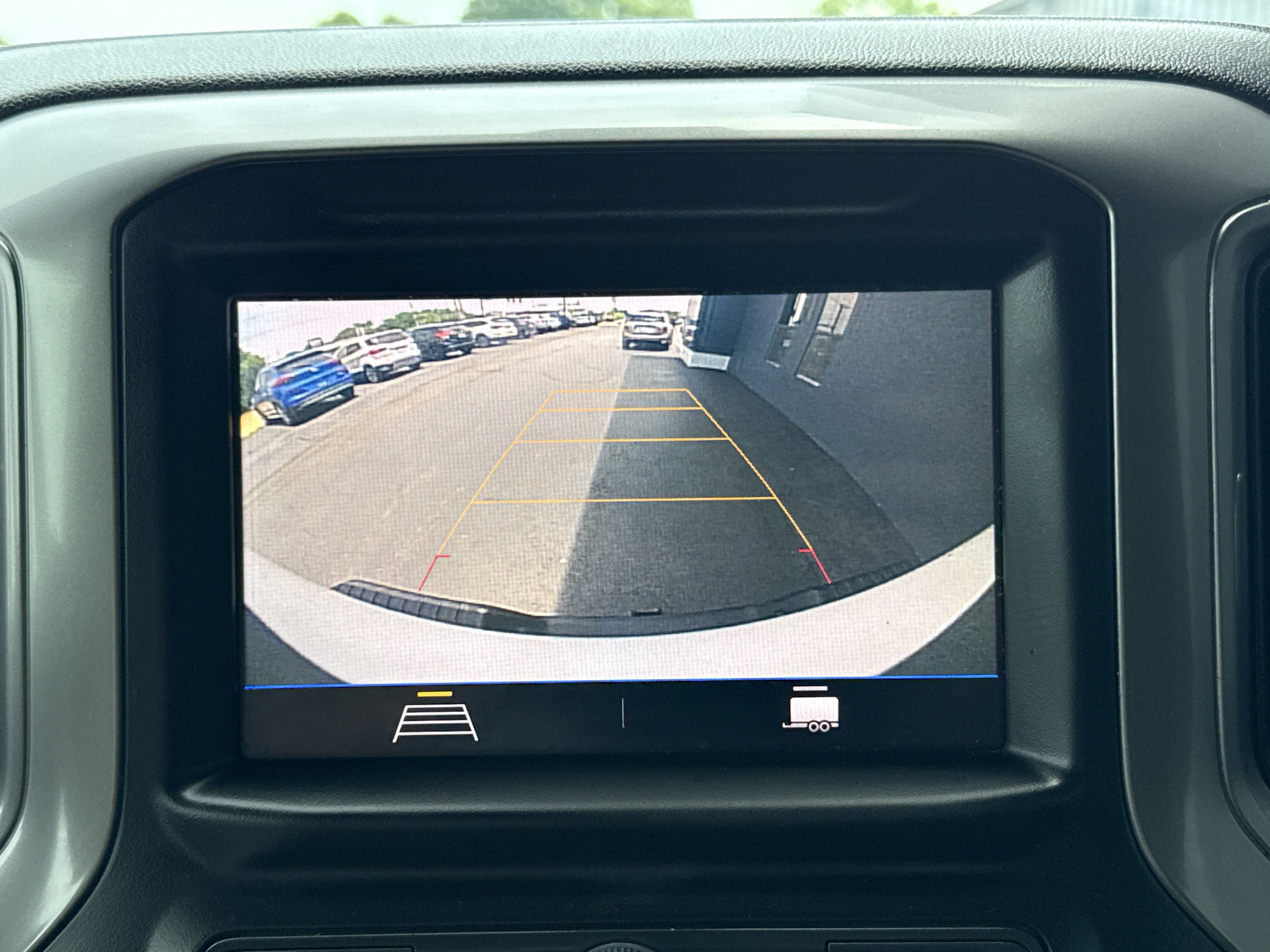 Used 2020 Summit White Chevrolet 4WD image 6