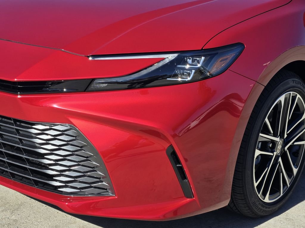2026 Toyota Camry XLE - Photo 6
