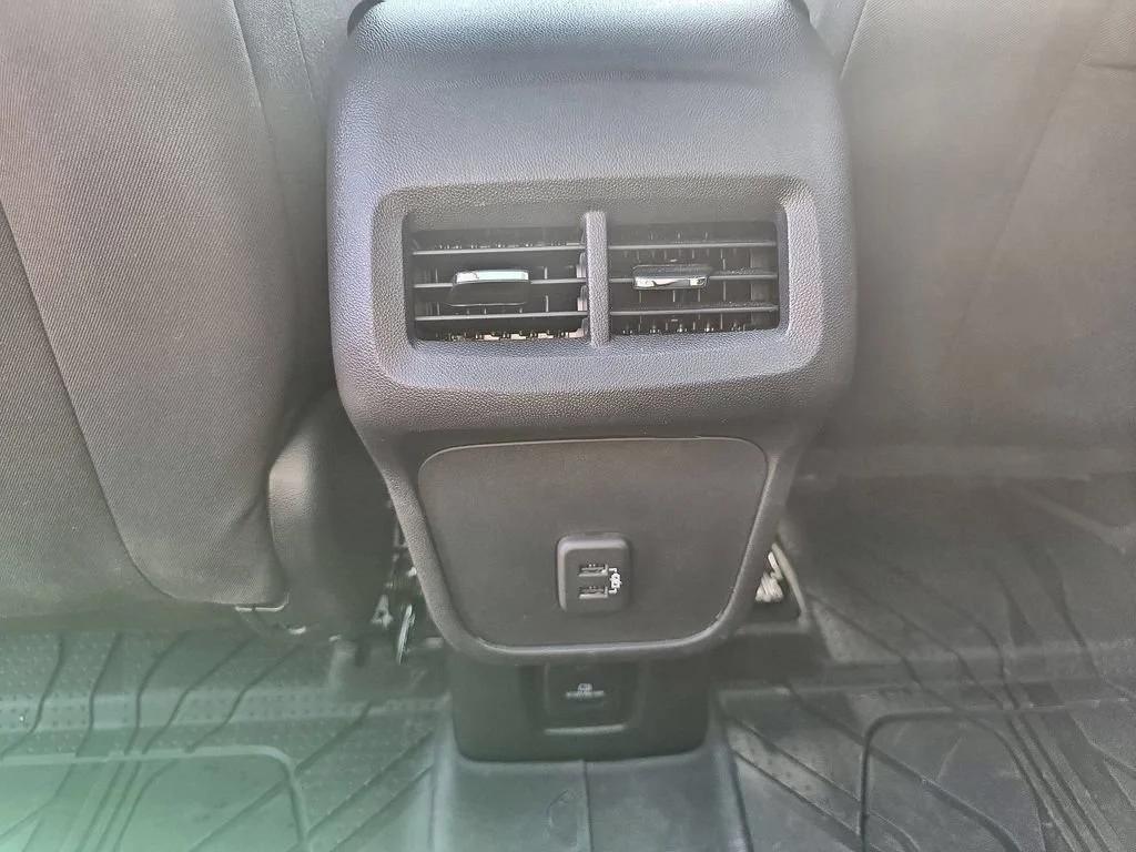 2024 Chevrolet Equinox LT - Photo 22