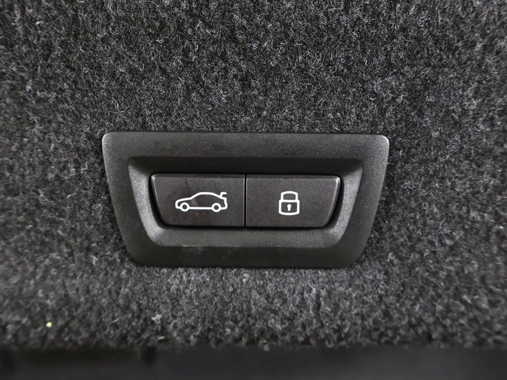 Used 2024 Ind Frozen Pure Gray II Metallic BMW Competition image 24