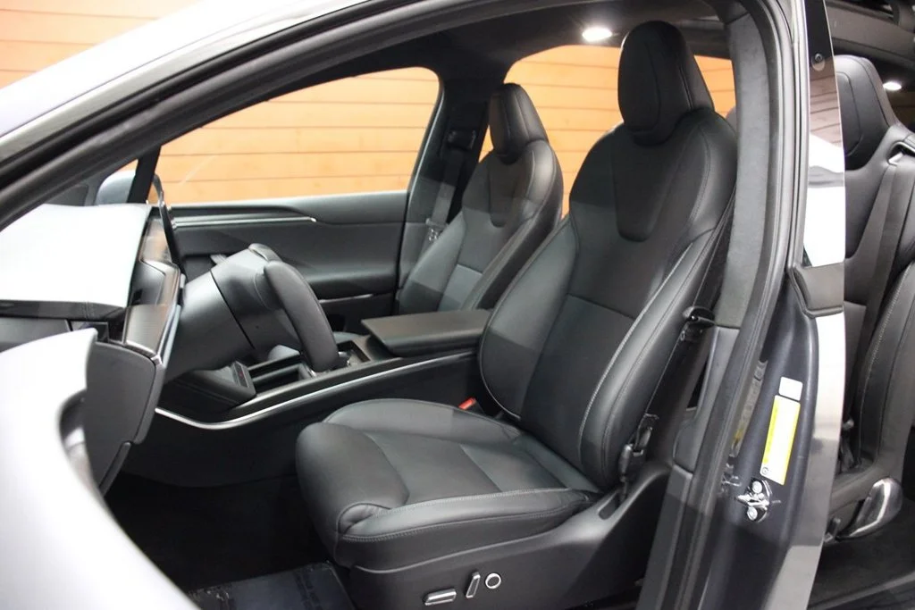 Used 2022 Solid Black Tesla Plaid image 14