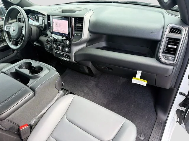 New 2026 Bright White Clearcoat RAM Tradesman image 28