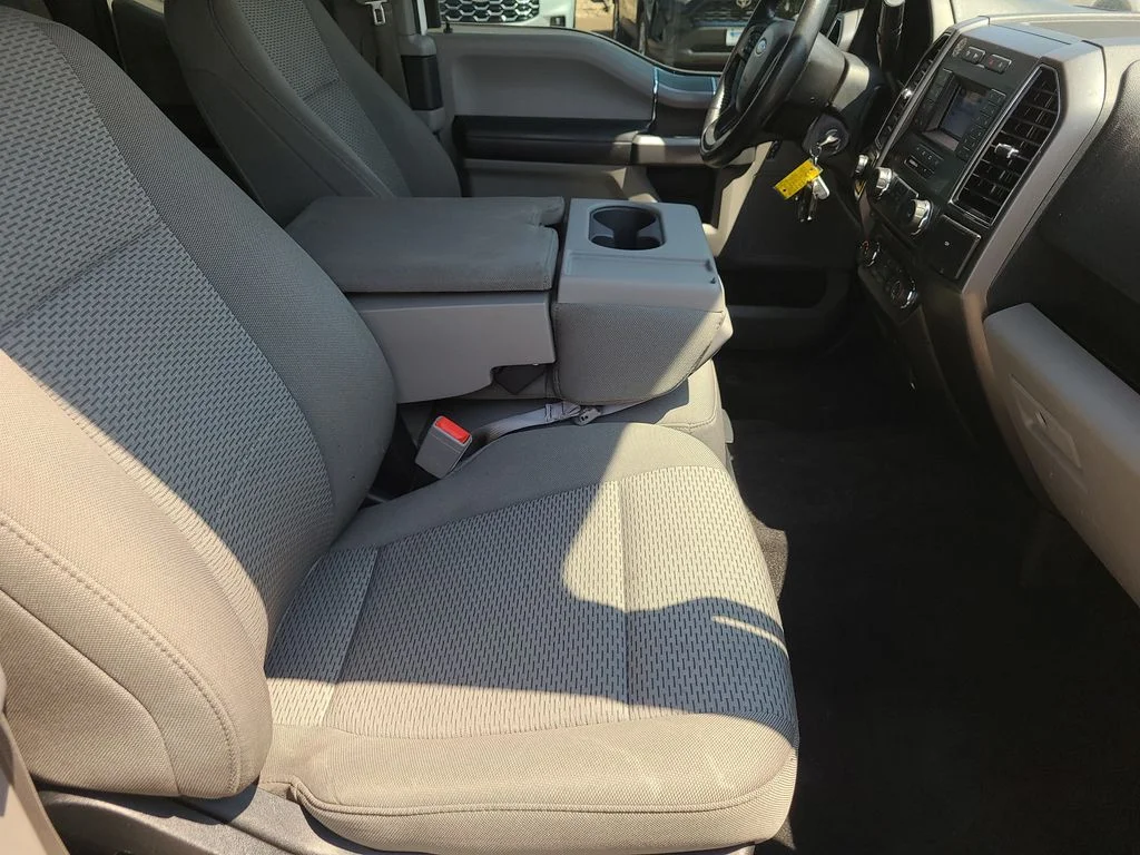 Used 2018 White Ford XLT image 12