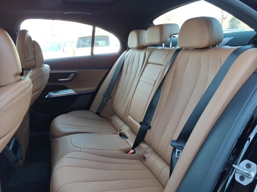 New 2026 Black Mercedes-Benz E 350 image 33