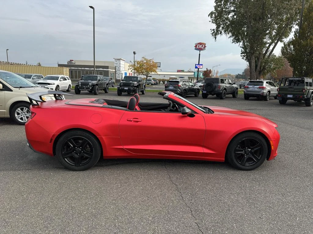 Used 2018 Red Chevrolet 1LT image 26
