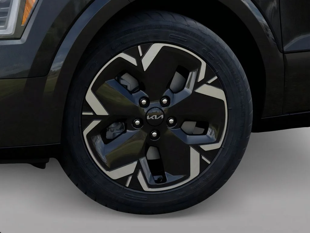 New 2026 Gray Kia Wind image 9