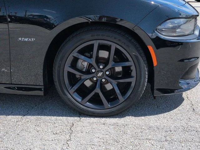 Certified Used 2019 Pitch Black Clearcoat Dodge R/T image 11