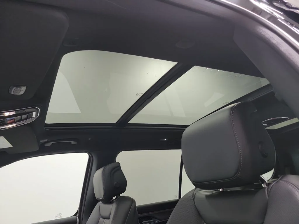 New 2026 High Gloss Black Exterior Paint Jeep Upland image 14