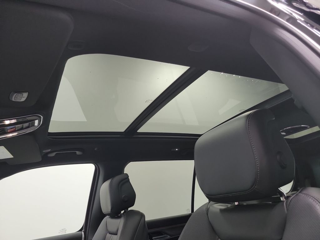 New 2026 High Gloss Black Exterior Paint Jeep Upland image 14