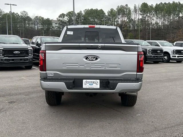 New 2026 Iconic Silver Metallic Ford XLT image 4