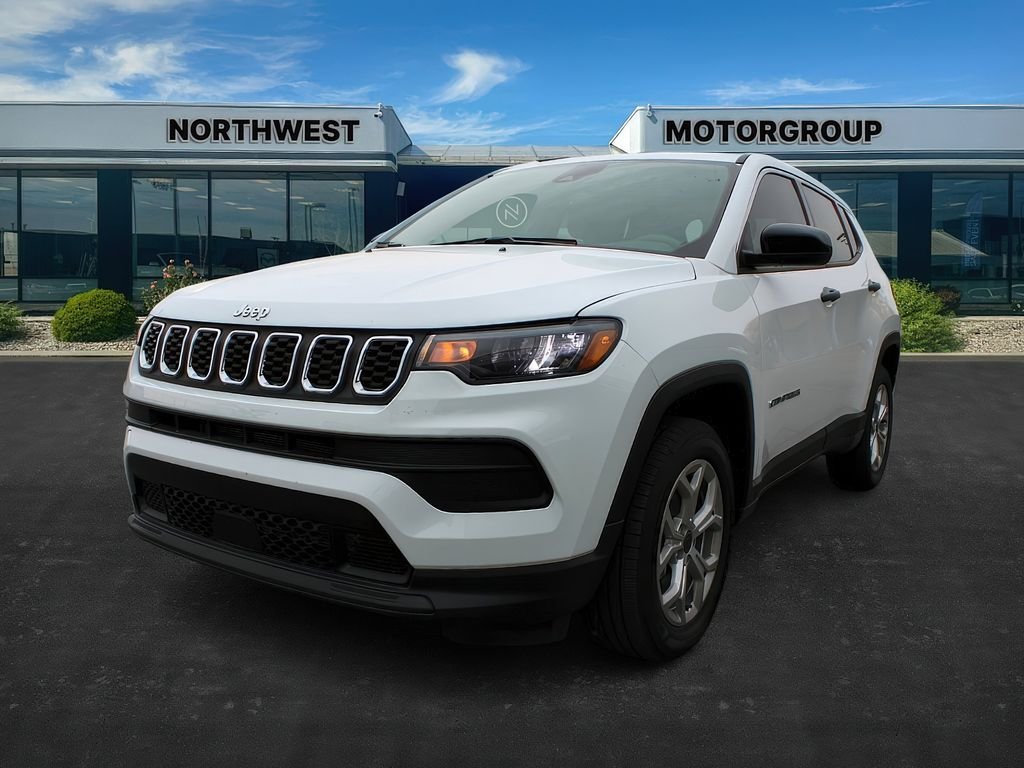 2025 Jeep Compass Sport photo 3