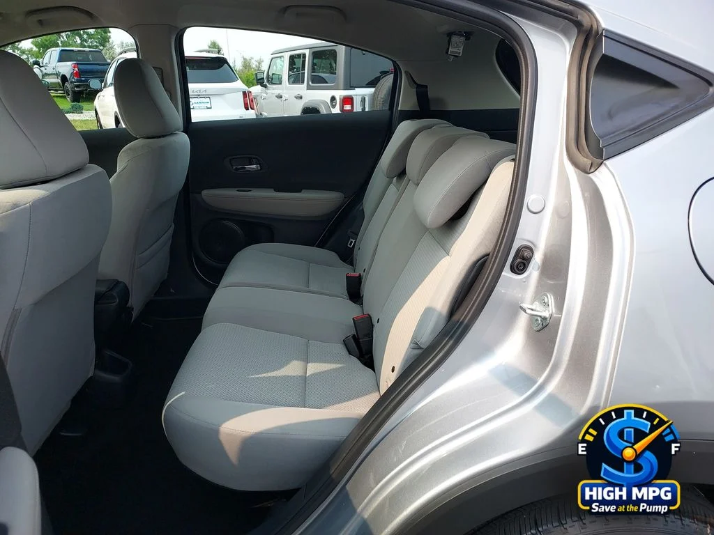 Used 2021 Silver Honda LX image 31