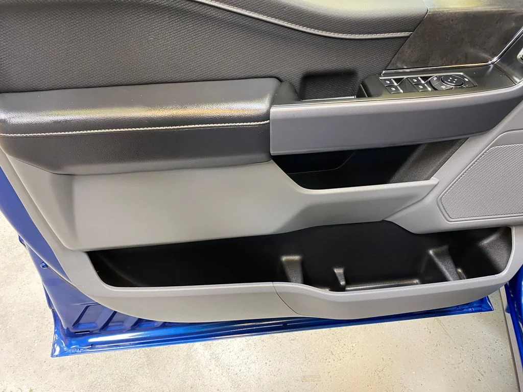 2025 Ford F-150 XLT - Photo 21