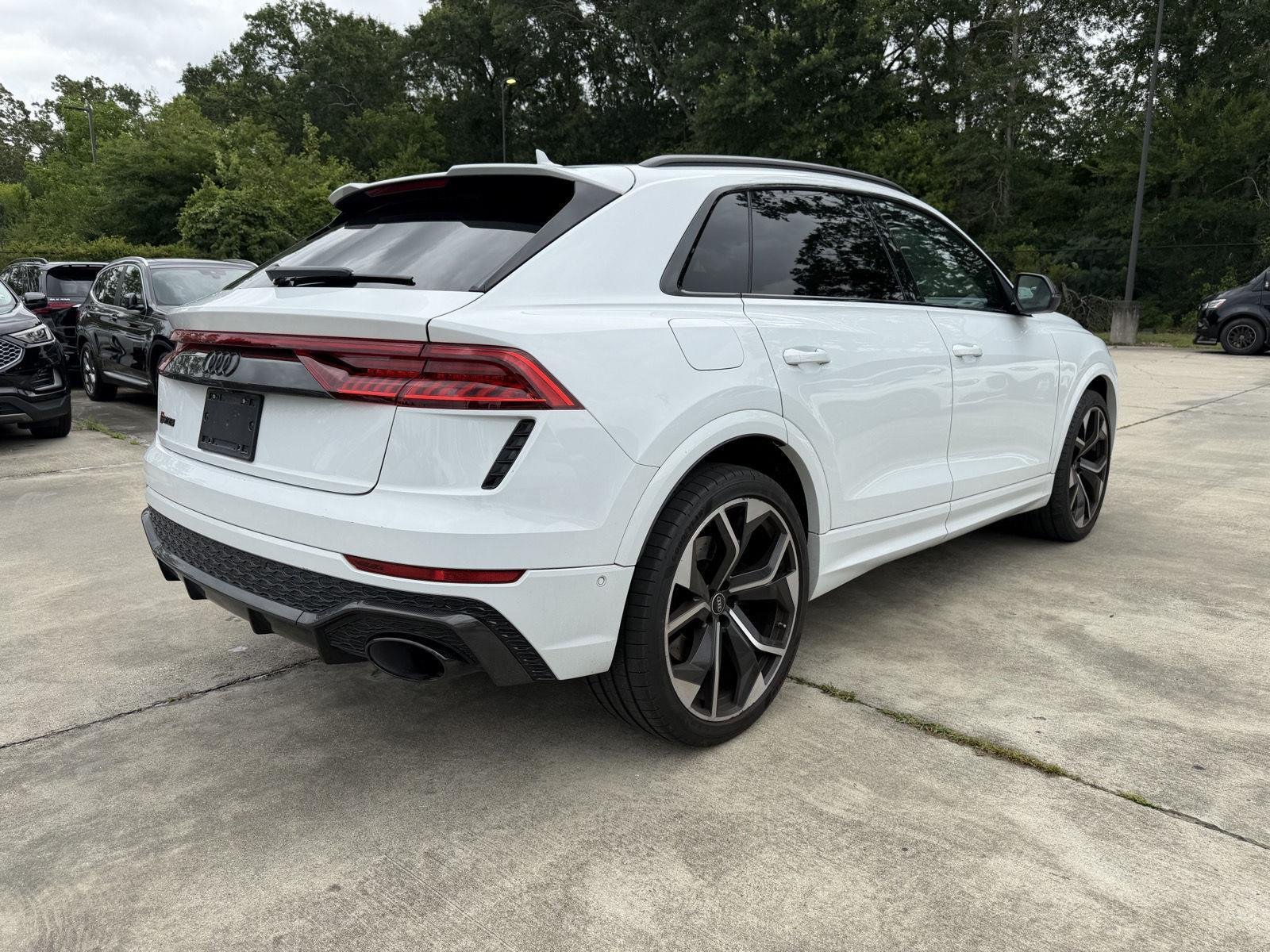 Used 2023 Glacier White Metallic Audi 4.0 quattro image 26