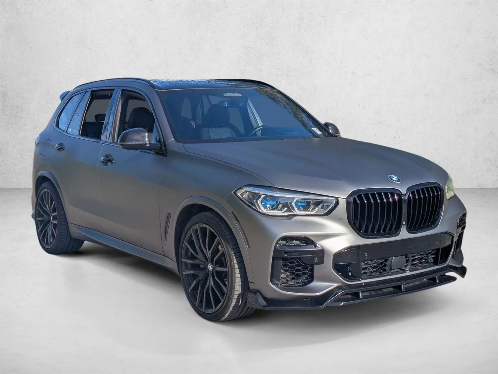 Used 2023 Alpine White BMW xDrive40i image 3