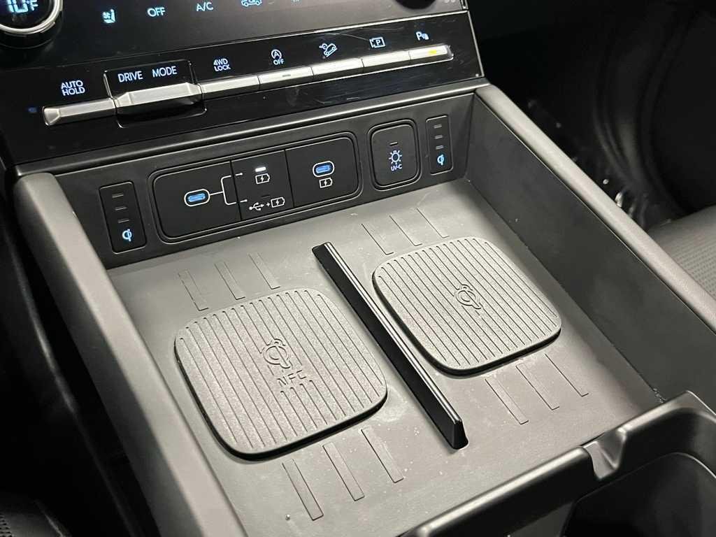 New 2024 Shimmering Silver Hyundai Calligraphy AWD image 30