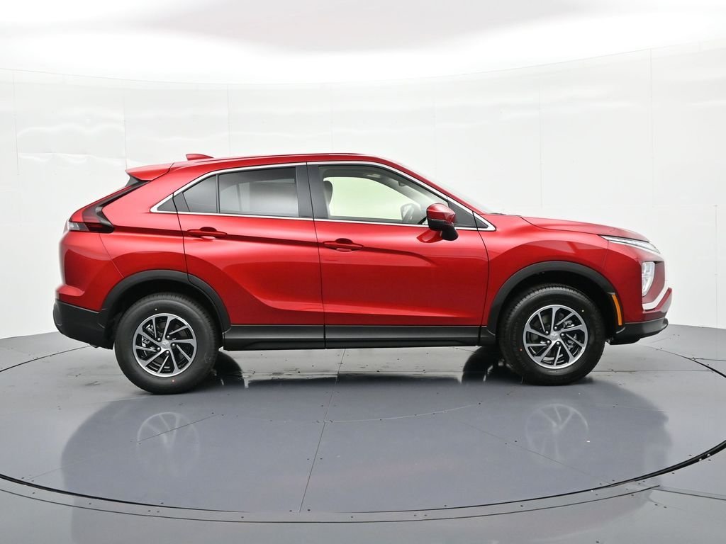 New 2026 Red Mitsubishi ES image 4