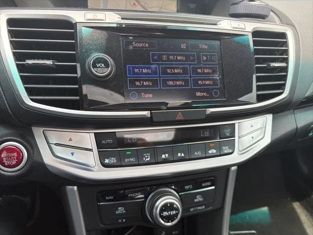 Used 2015  Honda EX-L image 13
