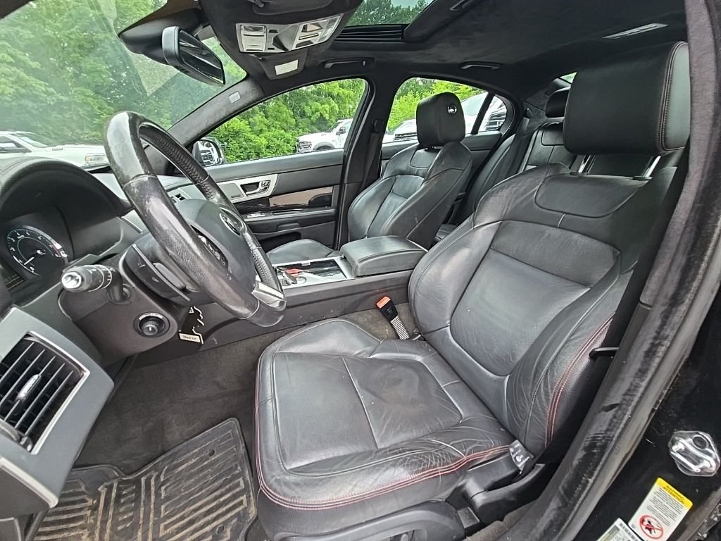 Used 2015  Jaguar 3.0 Sport image 16