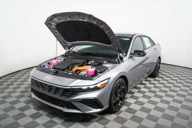 New 2026 Fluid Metal Hyundai SEL Sport image 19