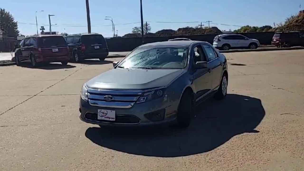 2011 Ford Fusion SE photo 3