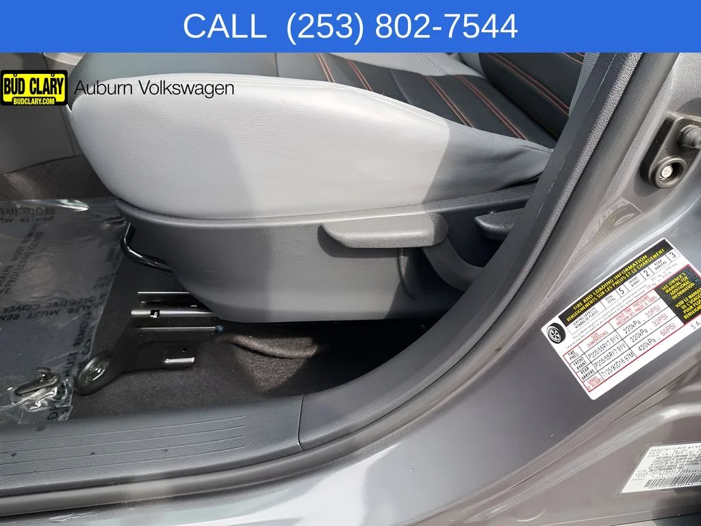 Used 2021 Gray Nissan SR image 34