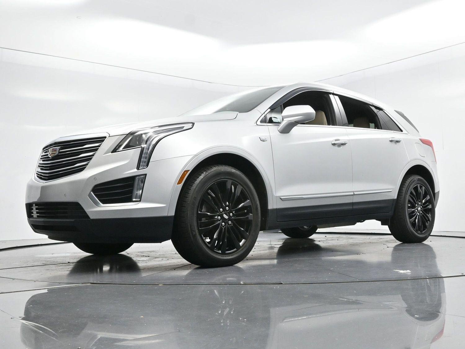Used 2019 RADIANT SILVER METALLIC Cadillac Luxury FWD image 47