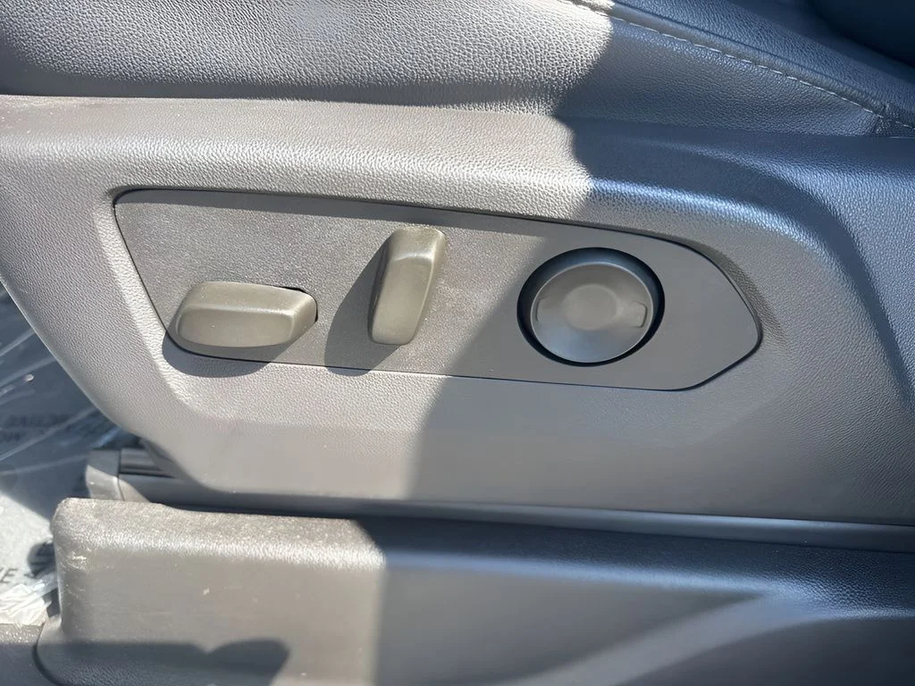 Used 2025 Gray Chevrolet LT image 10