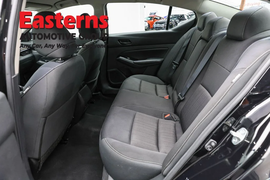 Used 2023 Black Nissan 2.5 SV image 21