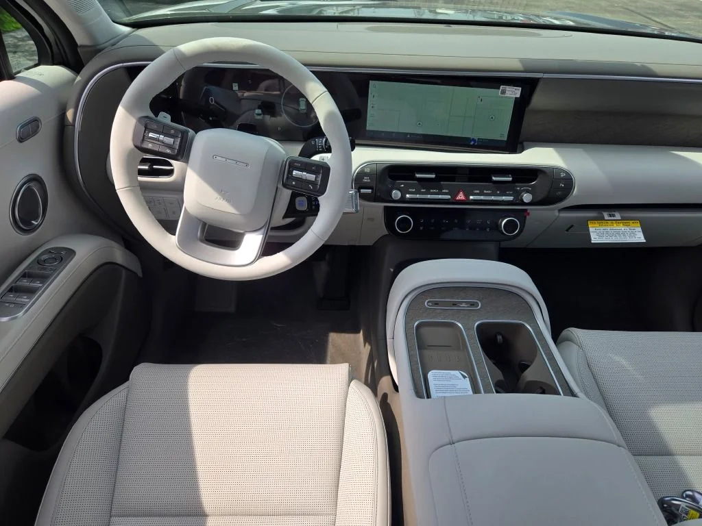 New 2026 Abyss Black Hyundai SEL Premium image 19