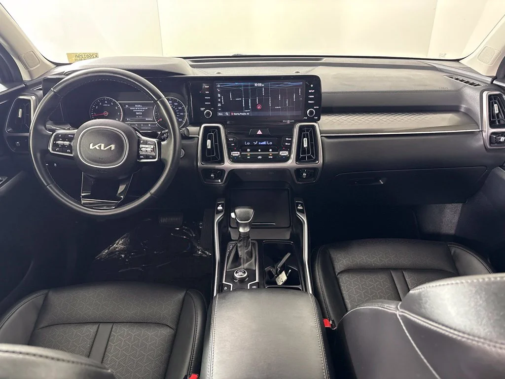 Used 2023 Silver Kia S image 40