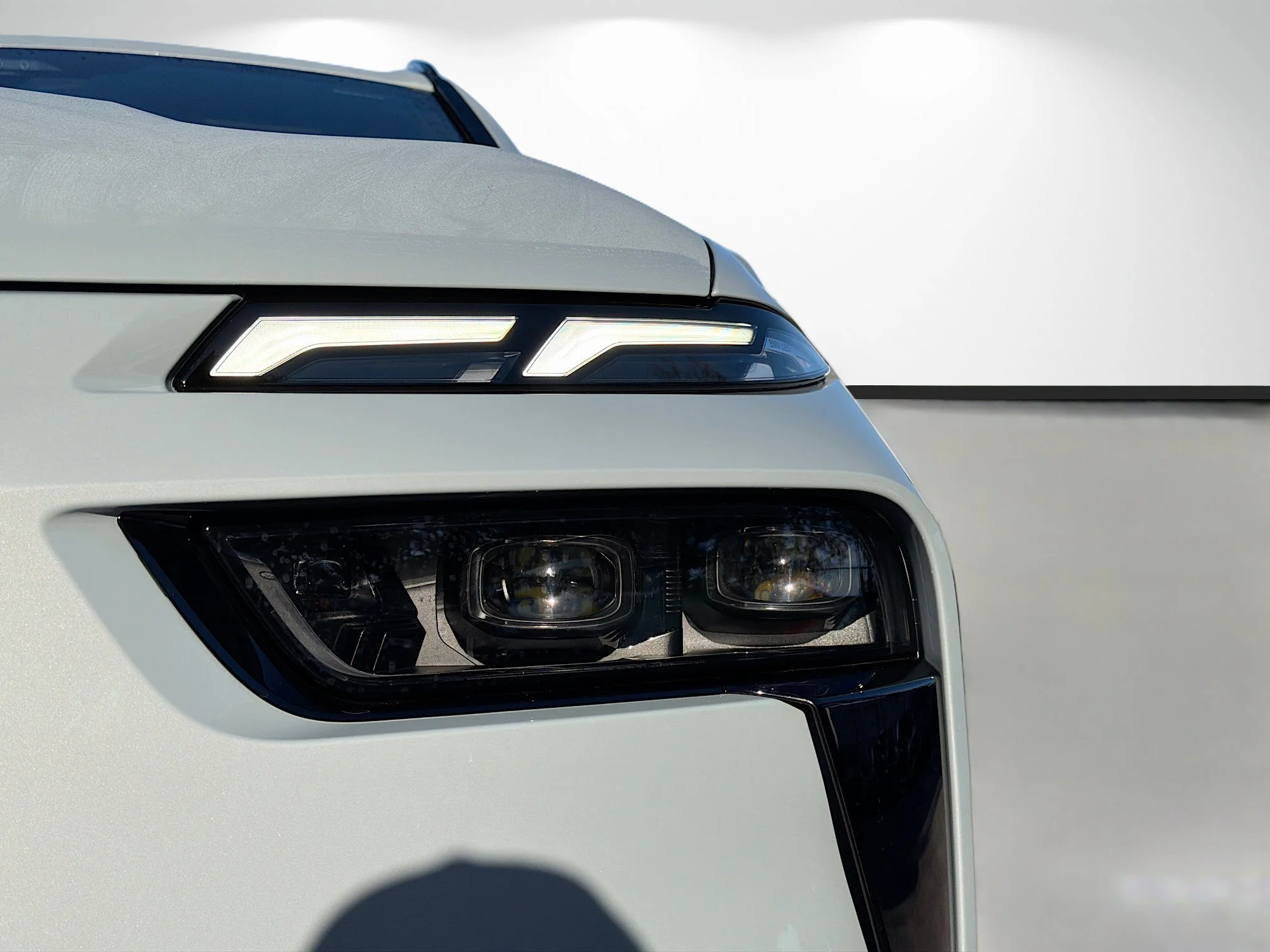 New 2027 Brooklyn Grey Metallic BMW xDrive40i image 9