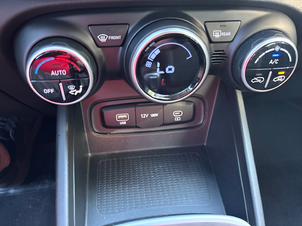 Used 2025 Blue Hyundai SEL image 29