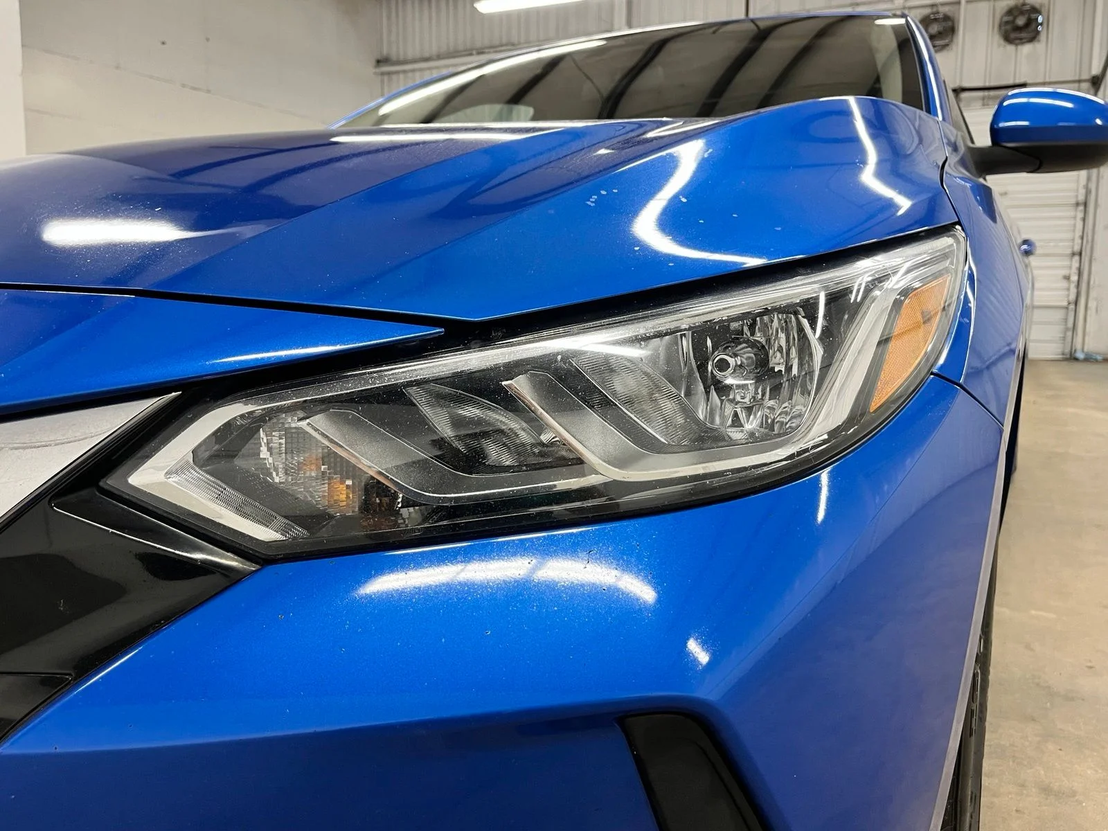 Used 2023 Blue Nissan SV image 9