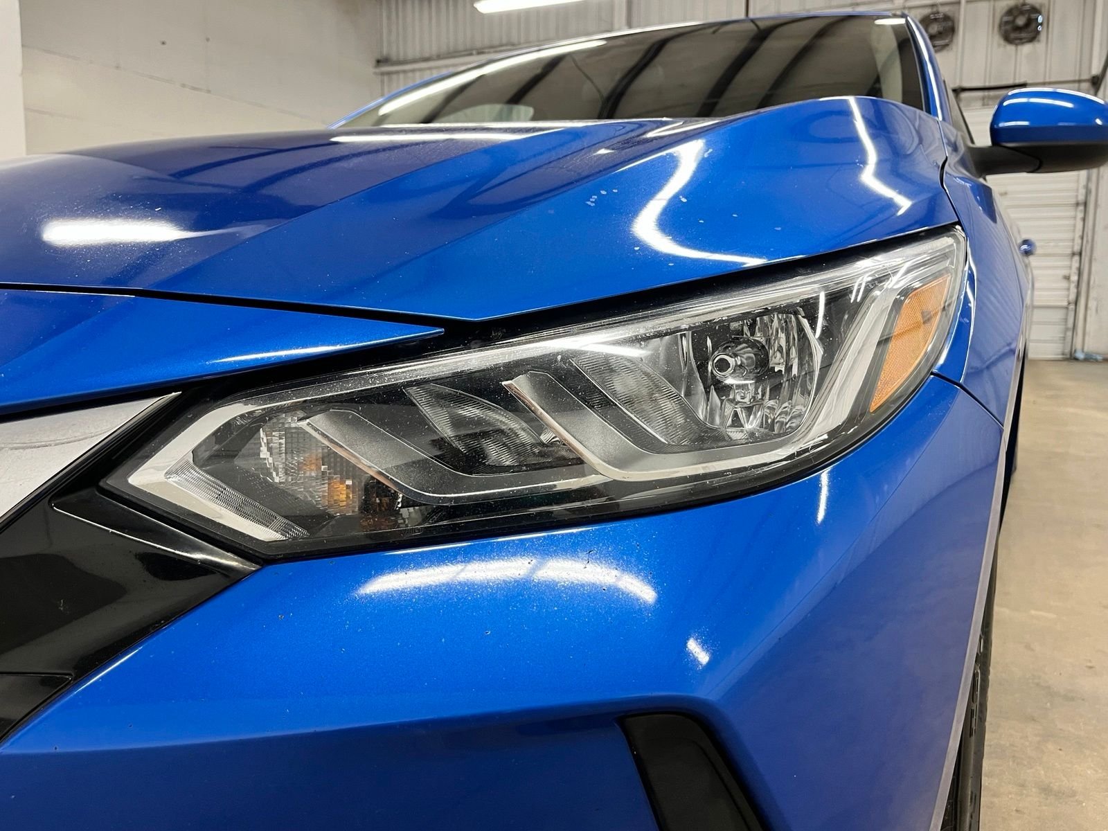 Used 2023 Blue Nissan SV image 9