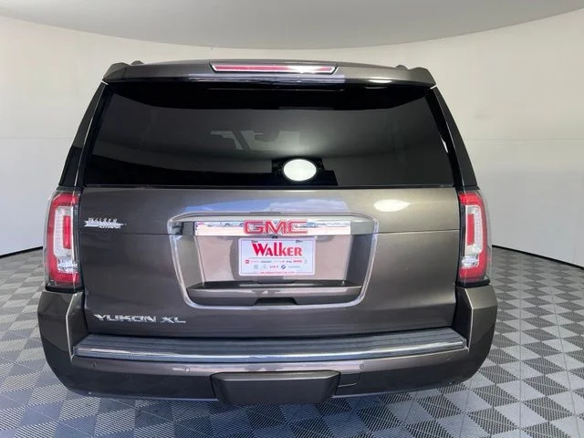 Used 2020 Gray GMC Denali image 6