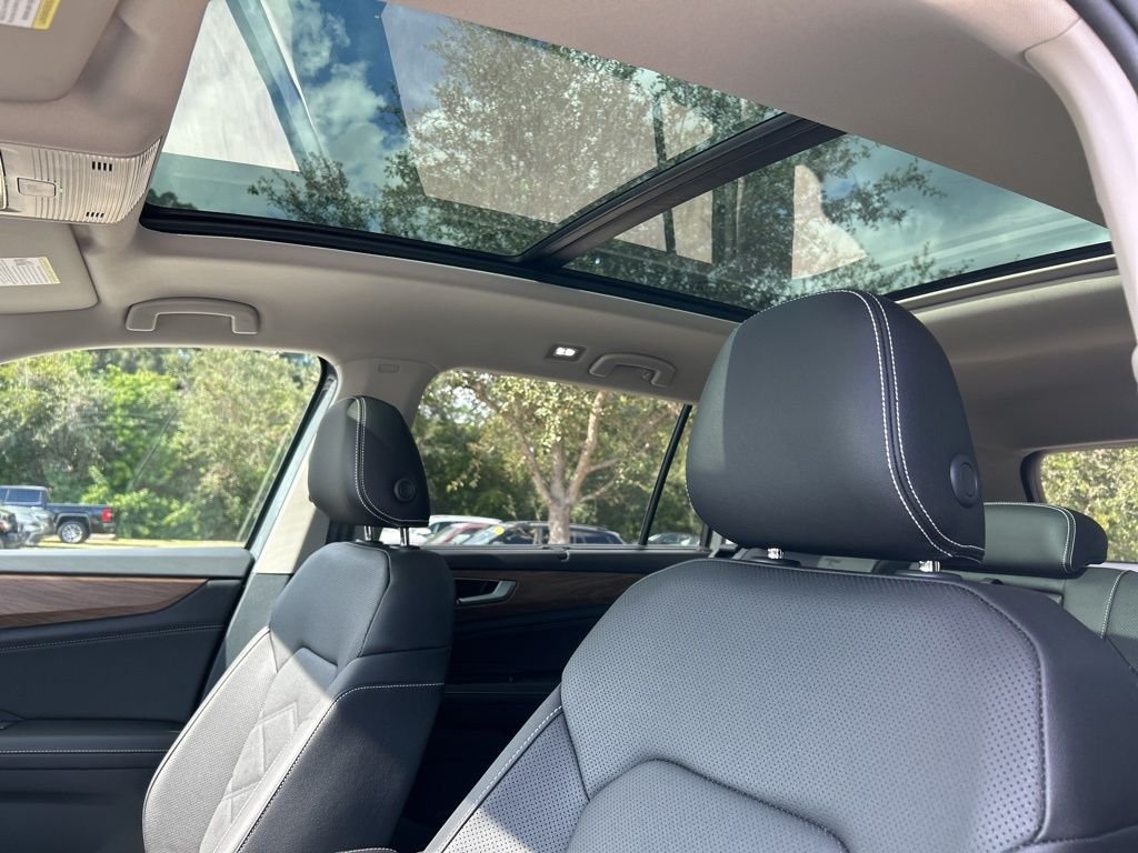 2026 Volkswagen Atlas SE w/Tech - Photo 22
