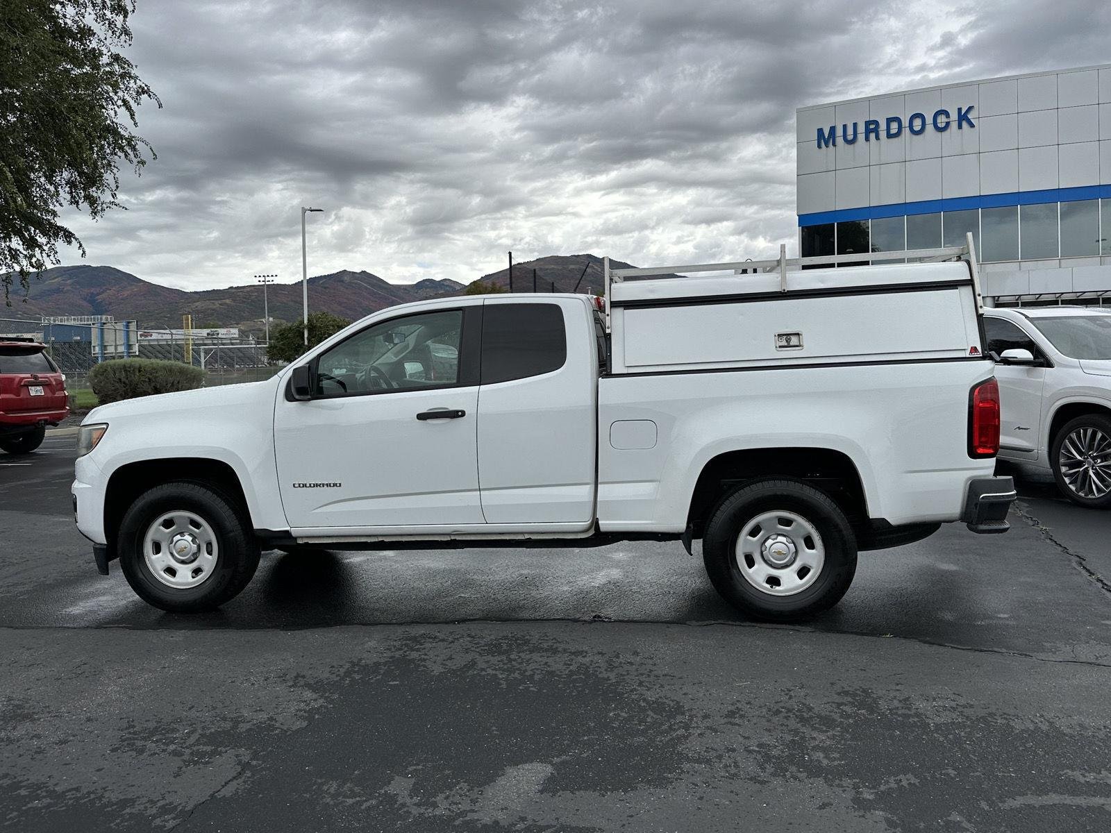 Used 2016 SUMMIT WHITE Chevrolet 2WD WT image 20
