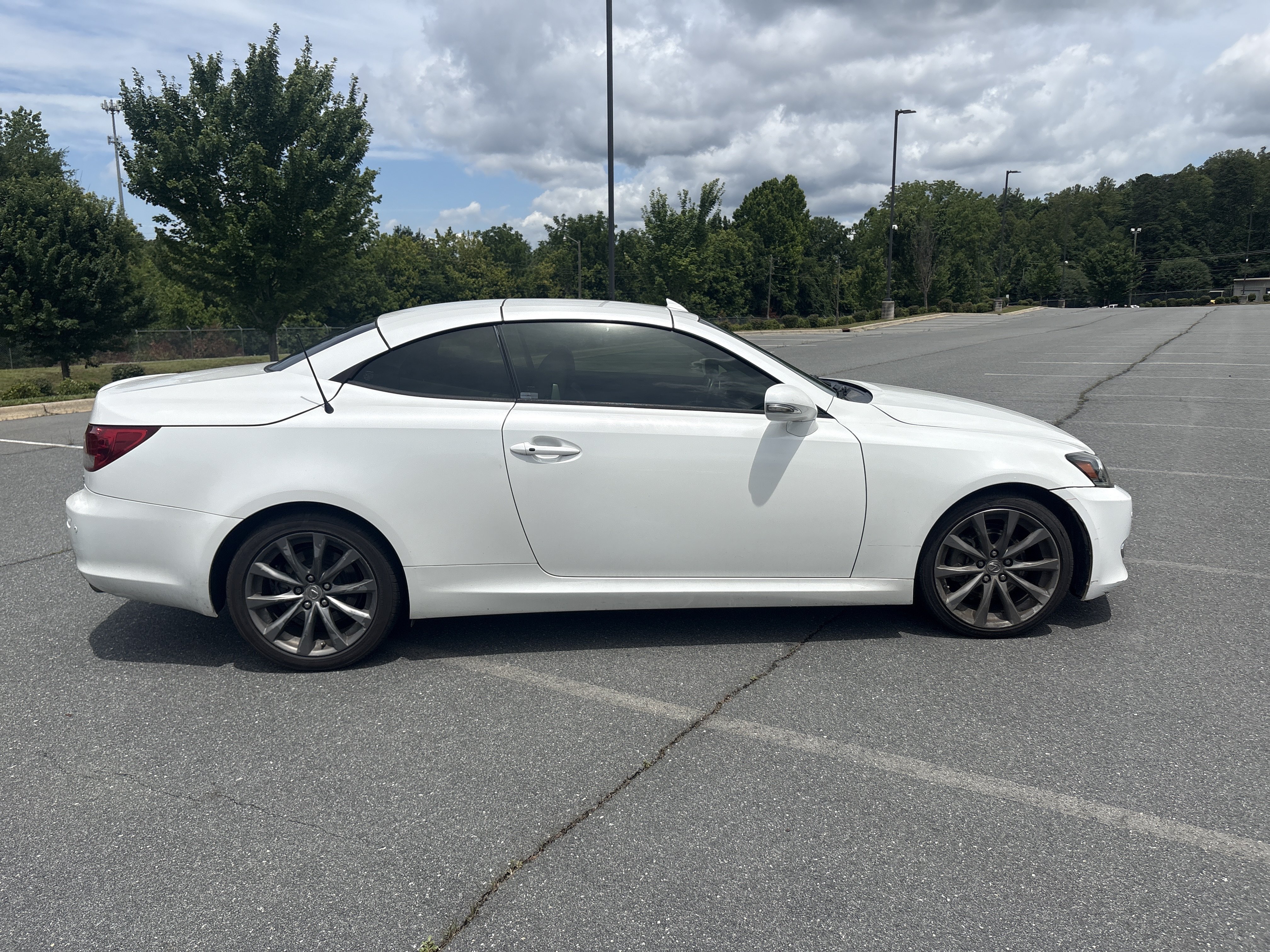 Used 2013 Starfire Pearl Lexus 250 C image 6