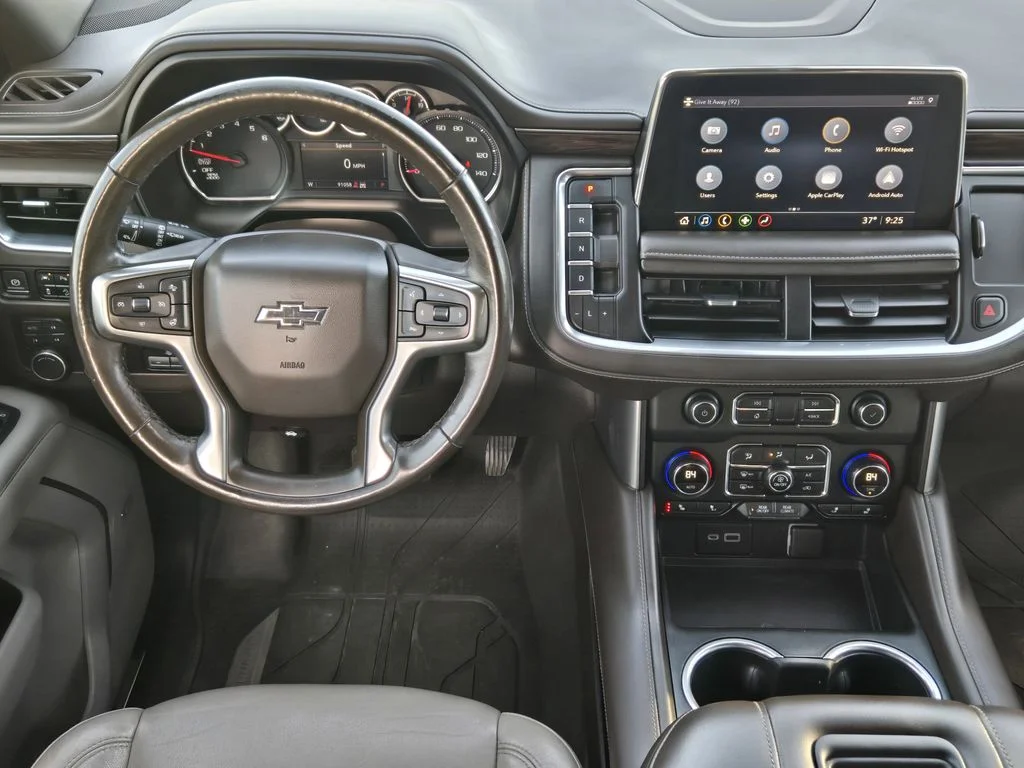 Used 2021 White Chevrolet Z71 image 31