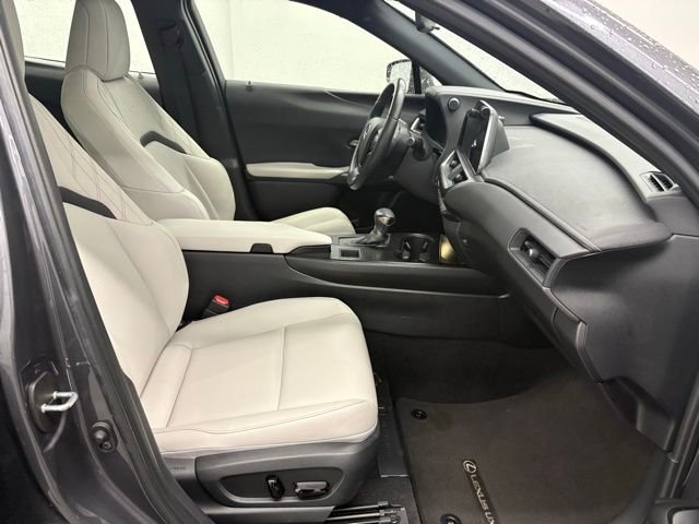 Used 2023 Gray Lexus 250h Base image 36