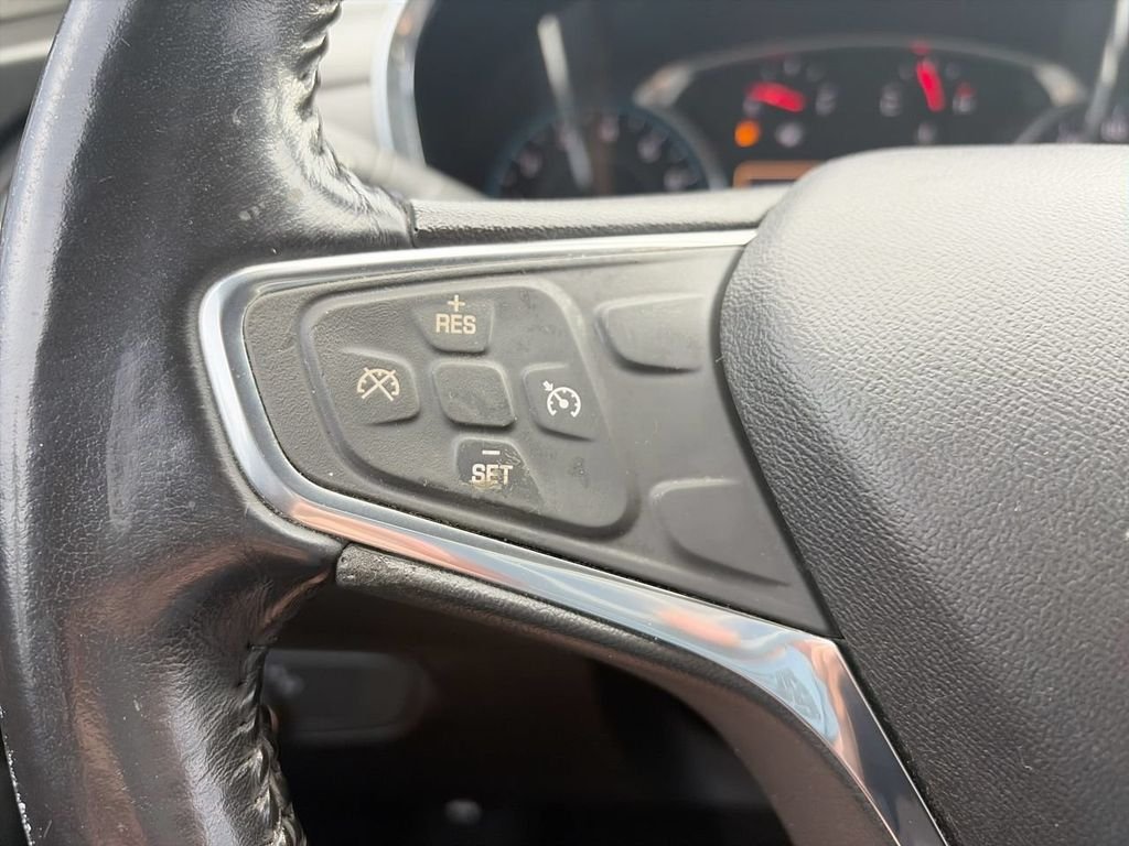 Used 2019 Silver Chevrolet LT image 23