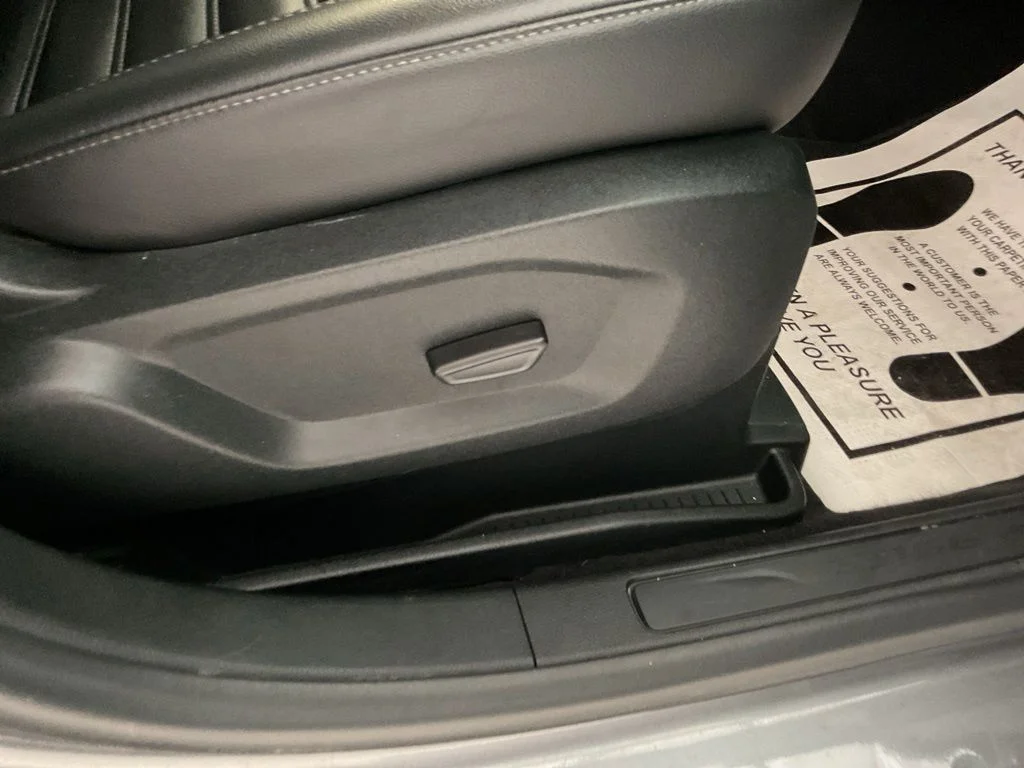 Used 2022 Gray Metallic Ford SEL image 20