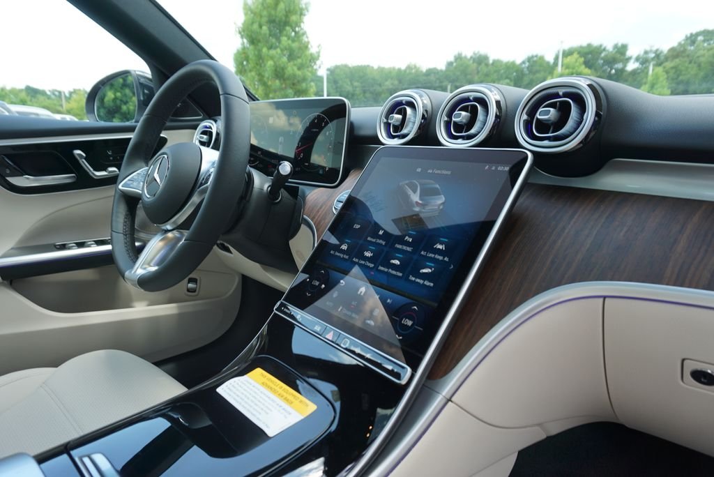 2025 Mercedes-Benz C-Class Sedan C 300 - Photo 63